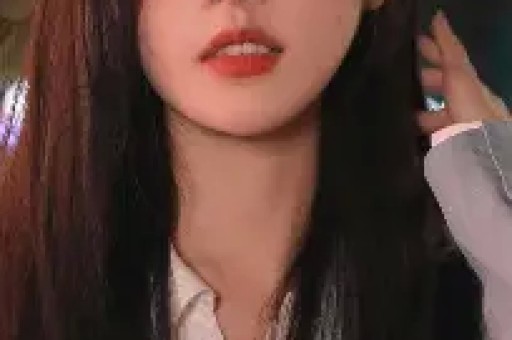 网红博主竟教“斑马线拍片”技巧？广东两女孩模仿被交警批评